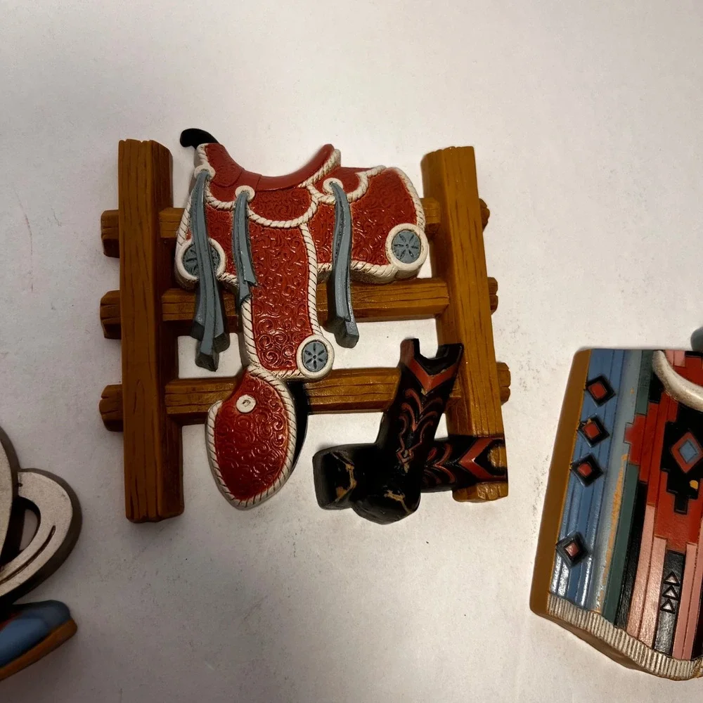 VTG Burwood Home Interiors Western Wall Plaques Set 3 Cowboy Boot Saddle 3344